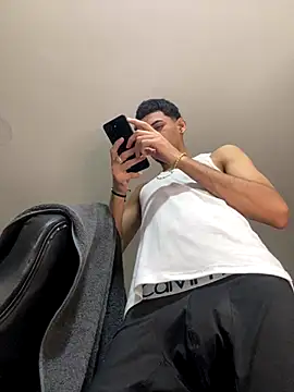 Pingasaboy20 online show from 12.16.25