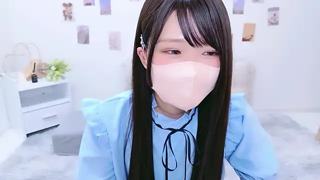 Snapshot of rinochi_ chatting on 10.03.25 rinochi  online show from 10.03.25