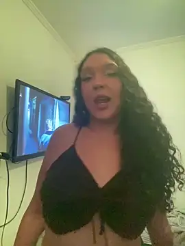 ellatransgirl online show from 10.15.25