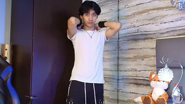 Lovers 21 online show from 03.22.26