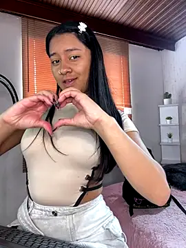 MelodyPink  online show from 10.14.25
