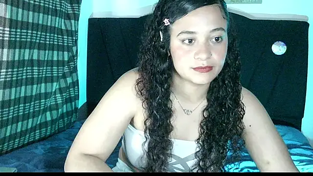 Snapshot of lati0 chatting on 10.24.25 lati0 online show from 10.24.25