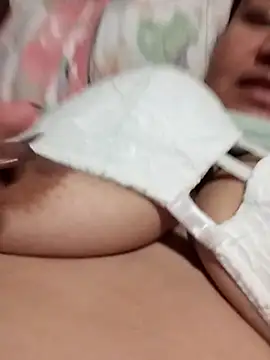 MEYBELLATINA online show from 11.15.25