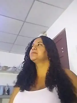 Snapshot of MEYBELLATINA chatting on 03.02.26 MEYBELLATINA online show from 03.02.26