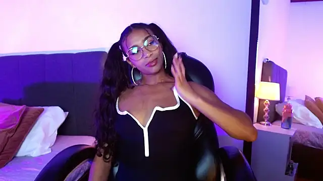 SashaBowei online show from 11.04.25