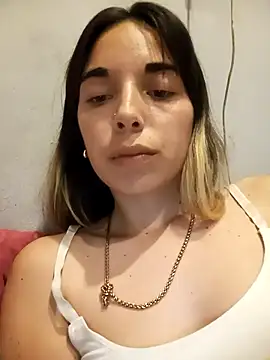 Snapshot of CrisHot202 chatting on 09.24.25 CrisHot202 online show from 09.24.25