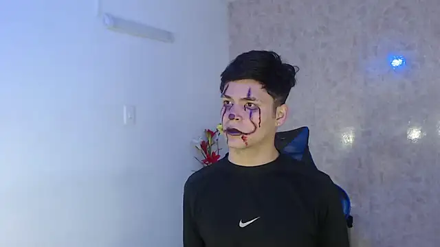 Aaron Foxxx online show from 10.23.25