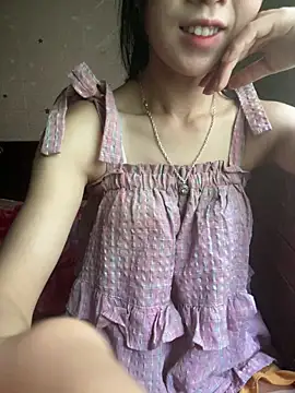 Snapshot of -mayhan11 chatting on 06.18.26 -mayhan11 online show from 06.18.26