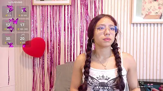 Abrilmirren online show from 02.25.26