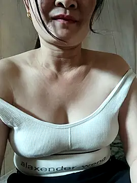 Paul-paul11 online show from 10.26.25