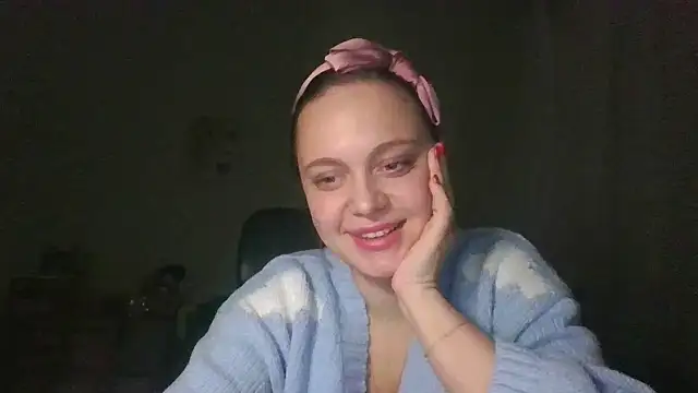 Snapshot of Cynoraye chatting on 02.03.26 Cynoraye online show from 02.03.26