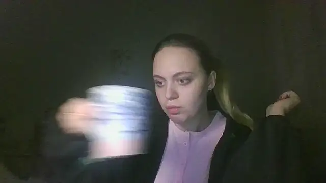 Snapshot of Cynoraye chatting on 02.20.26 Cynoraye online show from 02.20.26