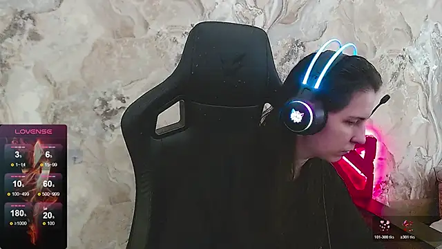 Irwi Tomboy online show from 04.15.26