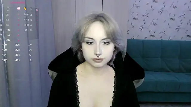 Snapshot of LeisaHopperstad chatting on 06.03.26 LeisaHopperstad online show from 06.03.26