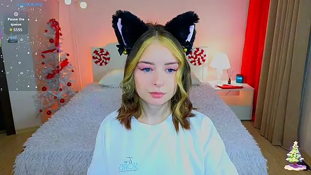  Amelia Shine  online show from 12.18.25