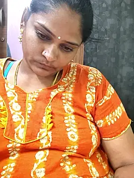 Snapshot of navyasree143 chatting on 09.30.25 navyasree143 online show from 09.30.25