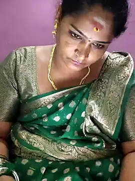 Snapshot of navyasree143 chatting on 09.30.25 navyasree143 online show from 09.30.25