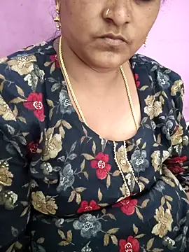 Snapshot of navyasree143 chatting on 10.02.25 navyasree143 online show from 10.02.25