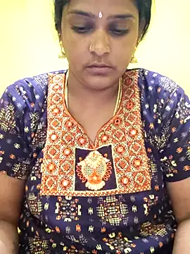 Snapshot of navyasree143 chatting on 10.21.25 navyasree143 online show from 10.21.25