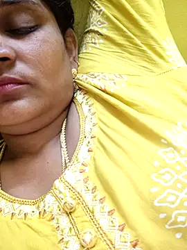 Snapshot of navyasree143 chatting on 10.26.25 navyasree143 online show from 10.26.25