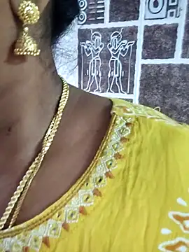 Snapshot of navyasree143 chatting on 10.27.25 navyasree143 online show from 10.27.25