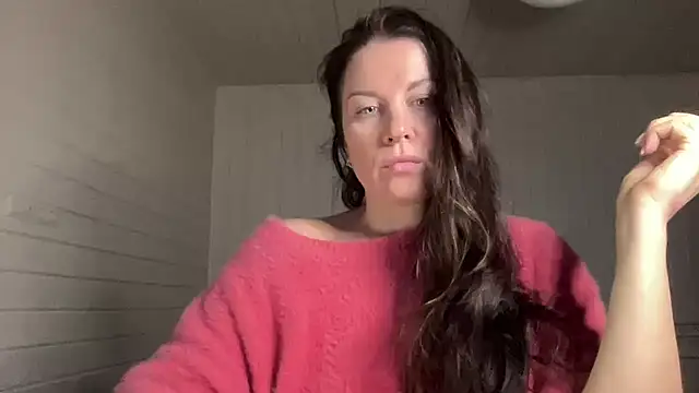 Snapshot of Tarivona chatting on 02.01.26 Tarivona online show from 02.01.26