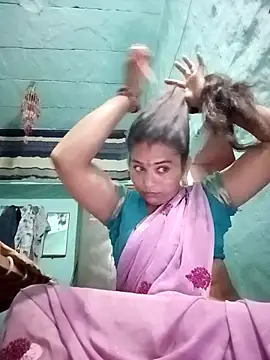 Snapshot of Sapna__wq1 chatting on 10.22.25 Sapna wq1 online show from 10.22.25