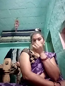 Snapshot of Sapna__wq1 chatting on 10.23.25 Sapna wq1 online show from 10.23.25