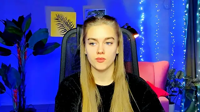 JuneWoods online show from 01.13.26