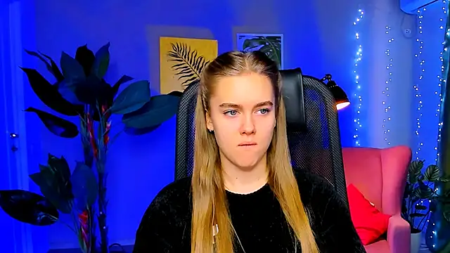 JuneWoods online show from 01.15.26