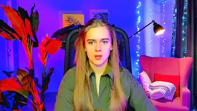 JuneWoods online show from 02.23.26