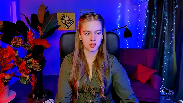 JuneWoods online show from 03.17.26