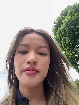 Snapshot of sharony_x chatting on 07.18.26 sharony x online show from 07.18.26