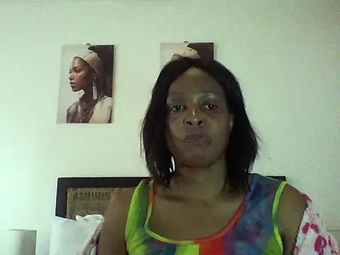 Snapshot of Blacksashaxx chatting on 11.17.25 Blacksashaxx online show from 11.17.25
