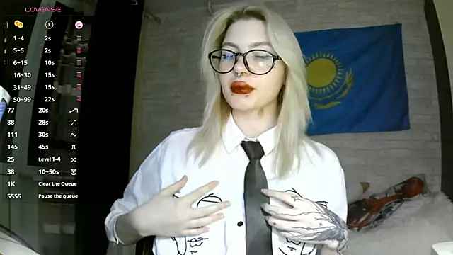 MernaGoggin online show from 09.29.25