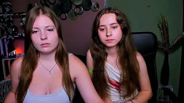 rebecca smile online show from 11.12.25