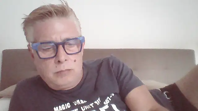 Andyrsdick online show from 10.18.25