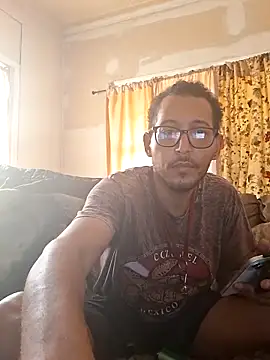 ThrowedWorldWide online show from 11.18.25