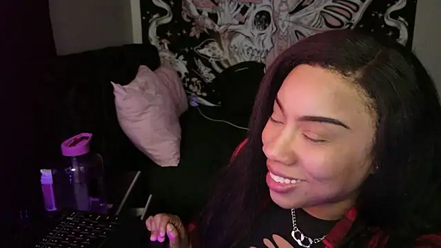 NeliaHexxen online show from 01.18.26