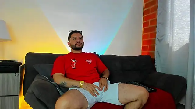 TomSloam online show from 10.18.25