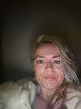 demidelightfulxx online show from 12.14.25