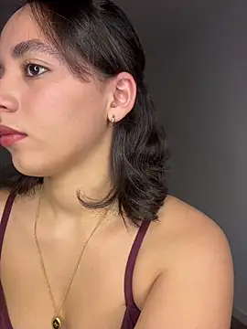 Capricho 01 online show from 03.23.26