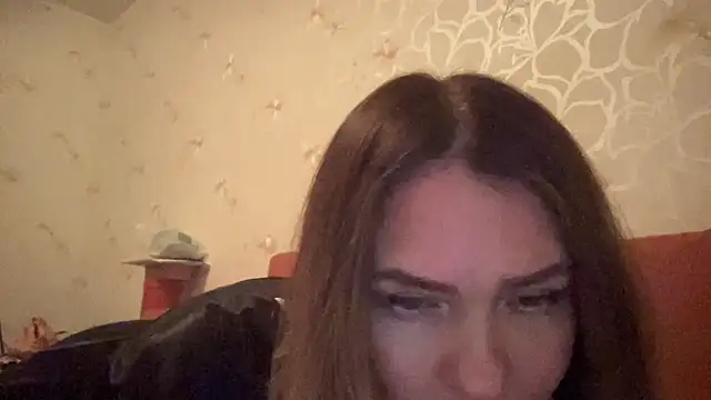 Snapshot of Milysoren chatting on 02.03.26 Milysoren online show from 02.03.26