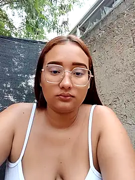 Snapshot of young_dairy01 chatting on 02.12.26 young dairy01 online show from 02.12.26