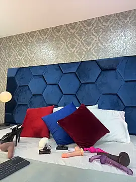 Snapshot of Angelina_Roa chatting on 04.17.26 Angelina Roa online show from 04.17.26