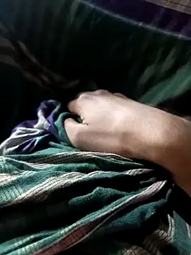 Snapshot of WrongAngle30 chatting on 11.11.25 WrongAngle30 online show from 11.11.25