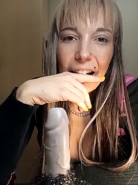 Snapshot of Conny_Shellie chatting on 02.06.26 Conny Shellie online show from 02.06.26