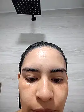 Snapshot of Olguita123 chatting on 12.19.25 Olguita123 online show from 12.19.25