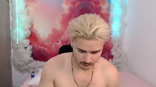 AlexPiersss online show from 10.21.25