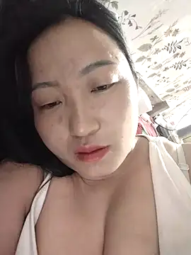 Snapshot of zhen-zo chatting on 04.28.26 zhen-zo online show from 04.28.26